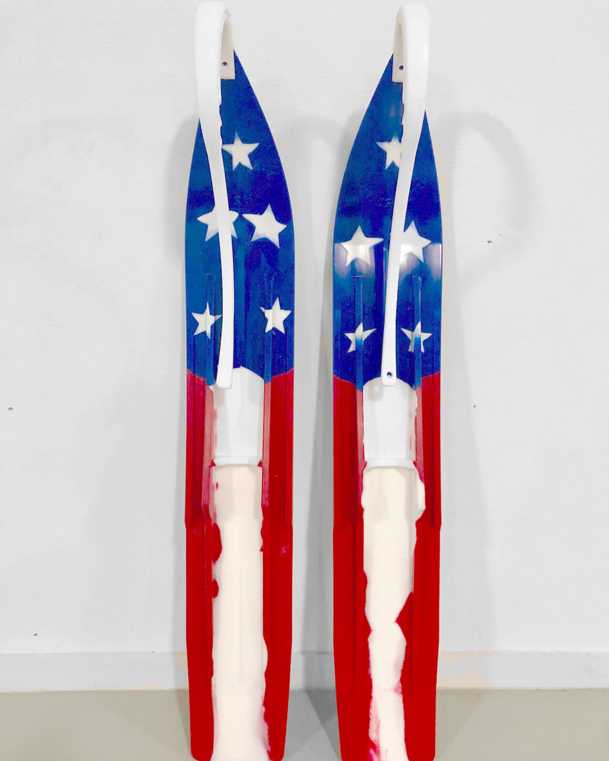Picture of Powder Hound 7 USA Flag Skis